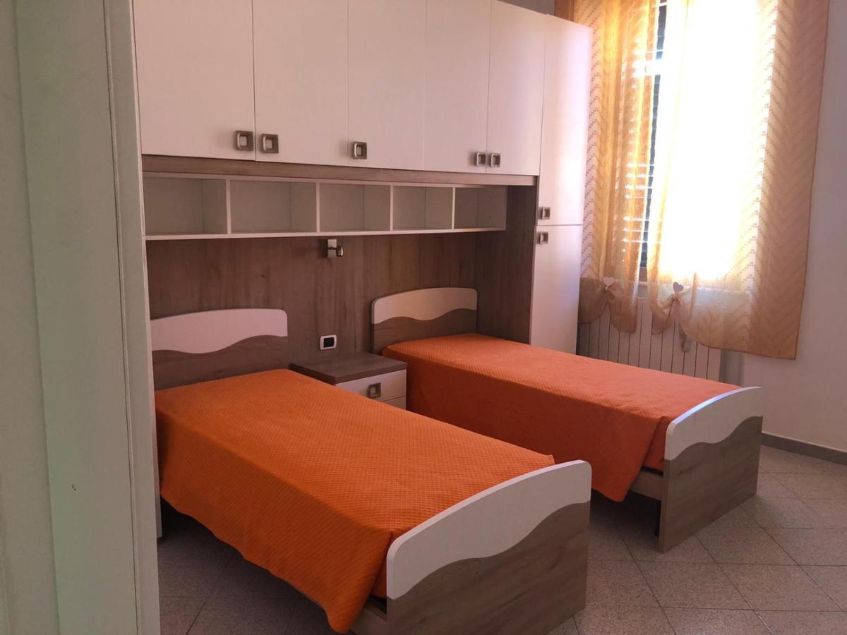 Hotel Est ปีออมบีโน ภายนอก รูปภาพ